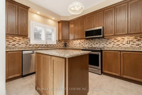 4 Chetholme Pl, Halton Hills, ON L7G 0B5