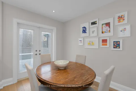 55 Third St, Toronto, ON M8V 2X7