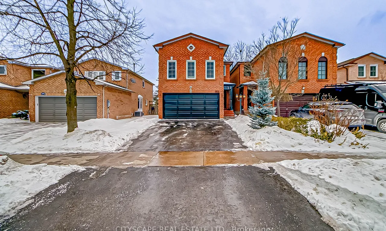 1977 Glenada Cres, Oakville, ON L6H 4M7