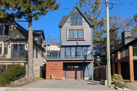 2331 Ontario Street, Oakville, ON L6L 1A5