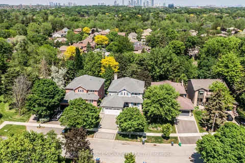 4107 Wheelwright Cres, Mississauga, ON L5L 2X3
