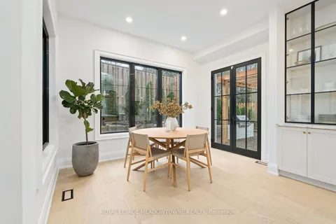 166 Mill St, Halton Hills, ON L7G 2C3