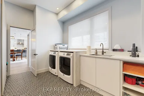 169 Euston Road, Burlington, ON L7L 4V7