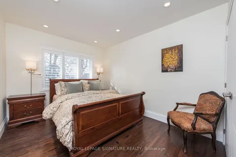 369 Armadale Ave, Toronto, ON M6S 3X7