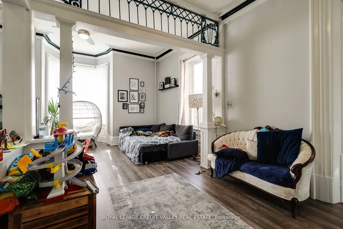 1 First Avenue, Orangeville, ON L9W 1H7