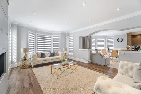 16 Eiffel Boulevard, Brampton, ON L6P 1V9