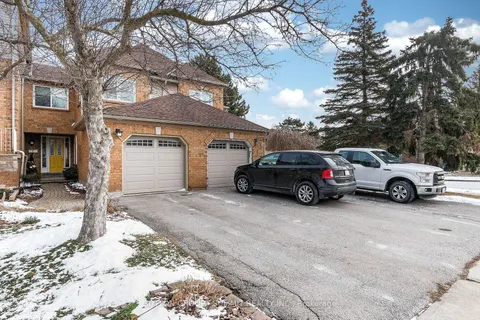 1177 Leewood Dr, Oakville, ON L6M 3B9