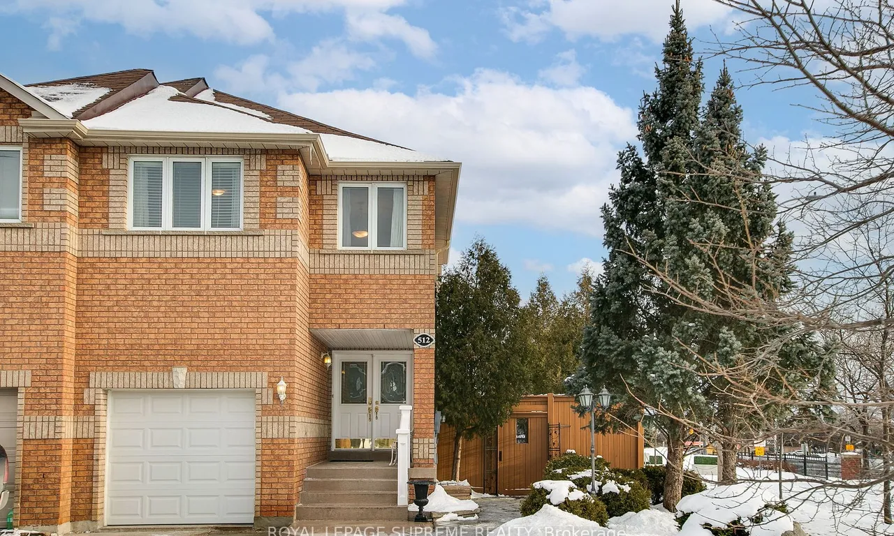 512 Leatherleaf Dr, Mississauga, ON L4Z 3Y5