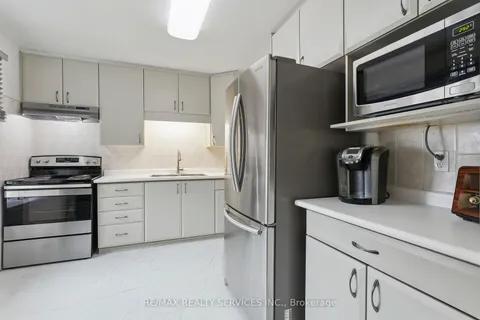 101 Greene Dr, Brampton, ON L6V 2P2