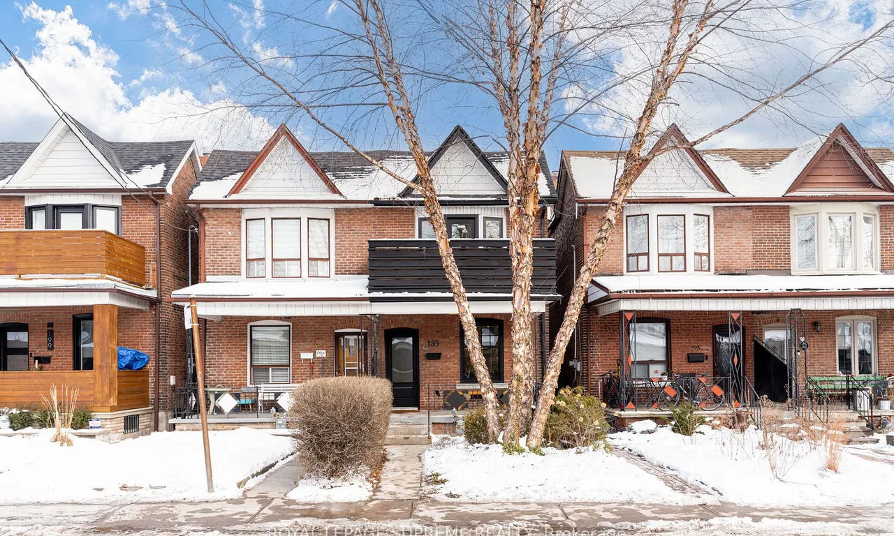 195 Symington Ave, Toronto, ON M6P 3W5