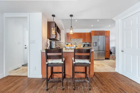 41 Tofield Cres, Toronto, ON M9W 2B8