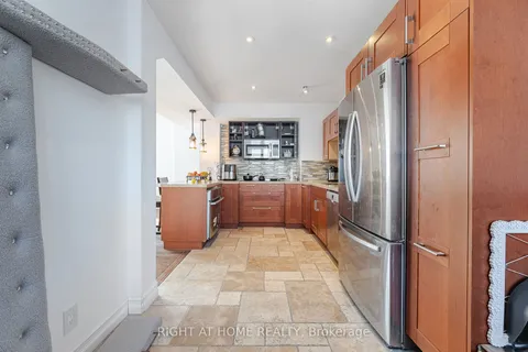 41 Tofield Cres, Toronto, ON M9W 2B8