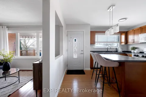 21 Sigmont Rd, Toronto, ON M9C 4K6