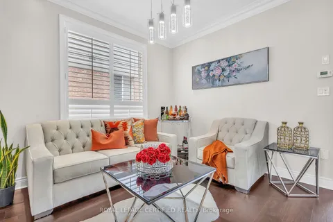 17 Dalia St, Brampton, ON L6X 0L7