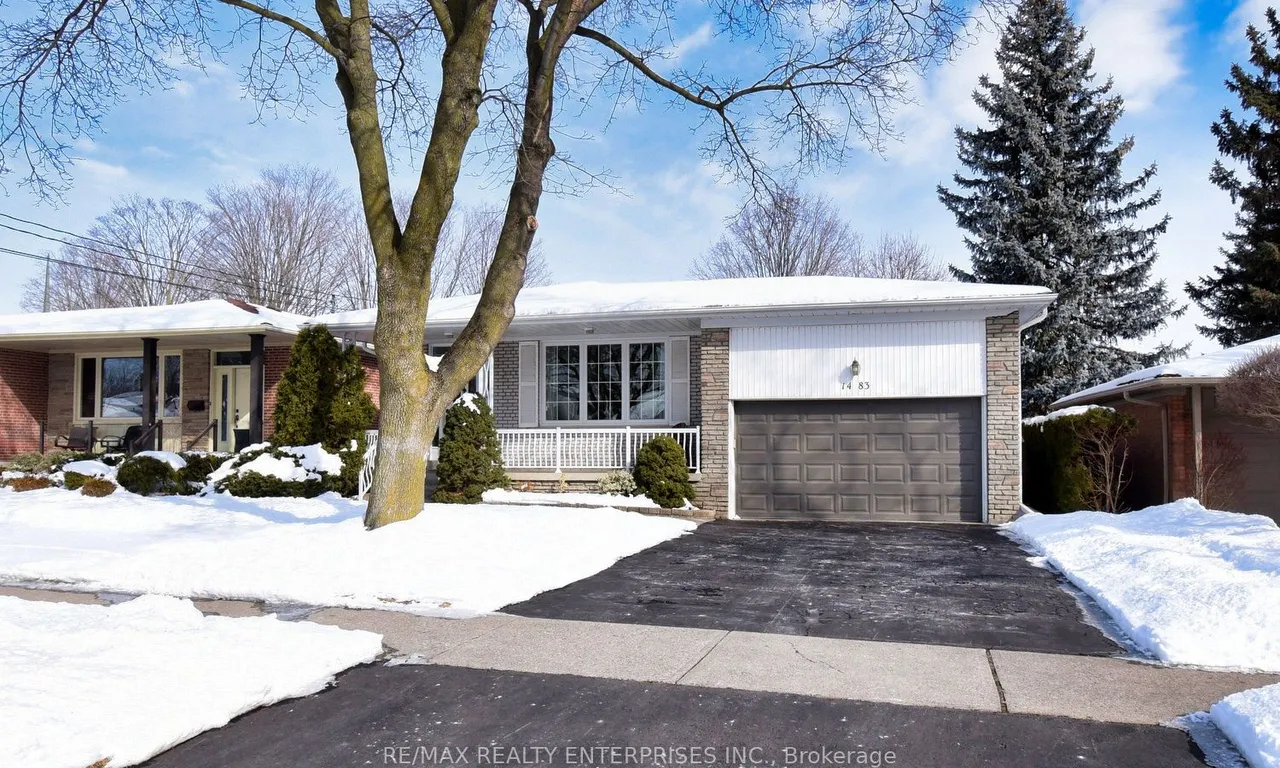 1483 Agnew Rd, Mississauga, ON L5J 3G8