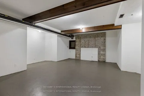 38 Edenbrook Hill, ON M9A 3Z6