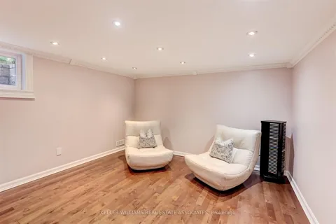 1416 Elaine Trail, Mississauga, ON L5G 3W8