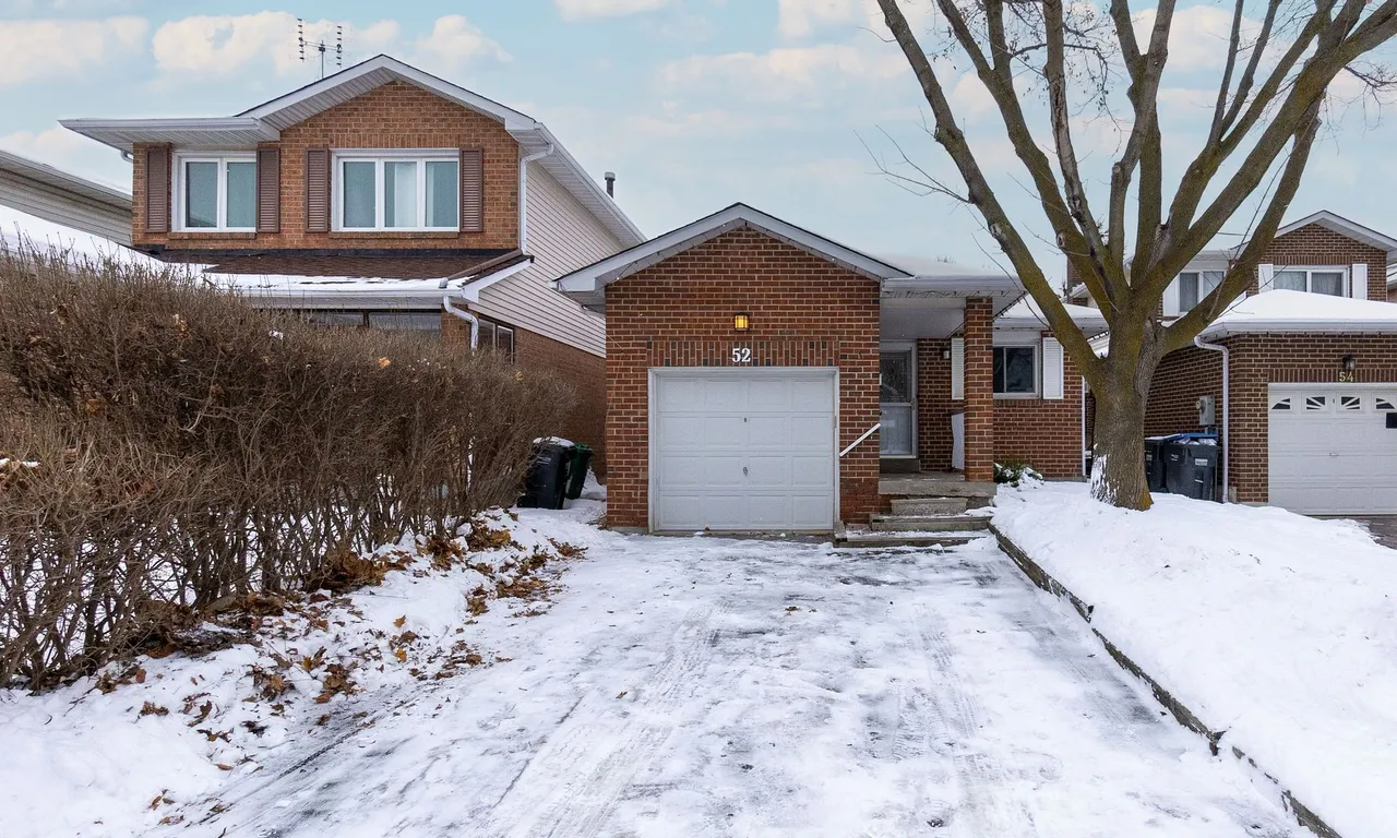 52 Luminous Crt, Brampton, ON L6Z 2B3