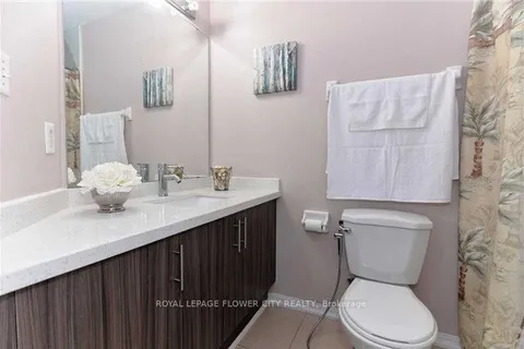 113 Dandelion Rd, Brampton, ON L6R 1X9