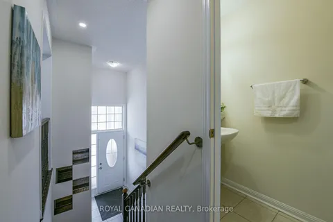 101 Mccleave Cres, Brampton, ON L6Y 4Y9