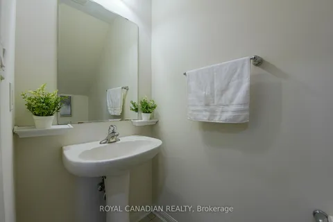 101 Mccleave Cres, Brampton, ON L6Y 4Y9