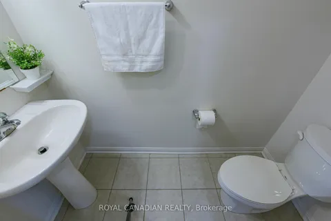 101 Mccleave Cres, Brampton, ON L6Y 4Y9