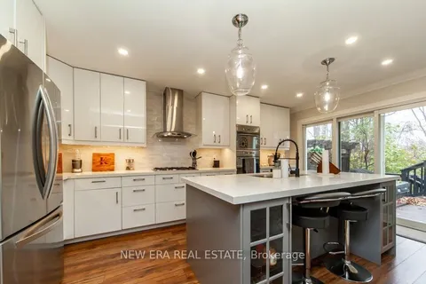 3770 Forest Bluff Crescent, Mississauga, ON L5N 7T8