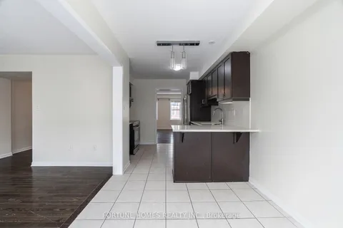 7 AFFLECK Rd, Brampton, ON L7A 3Y8