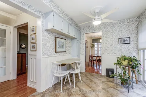 4198 Treetop Cres, Mississauga, ON L5L 2L9