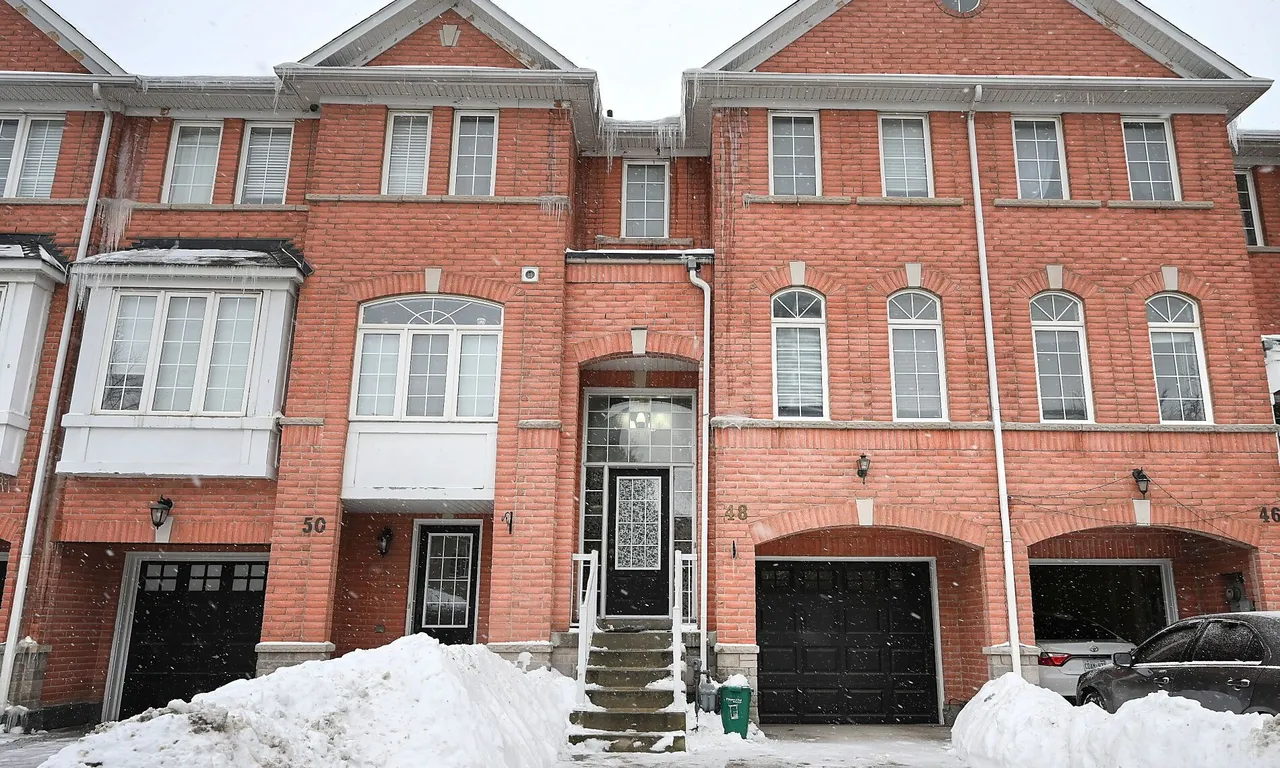 48 Bernard Ave, Brampton, ON L6Y 5S4