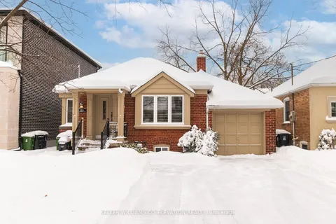 131 Meadowvale Dr, Toronto, ON M8Z 3K2