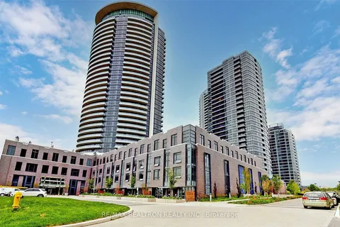 Condo Apt 1 bedroom 1 bathroom at 30 Gibbs Rd in Toronto - MLS# W11976444