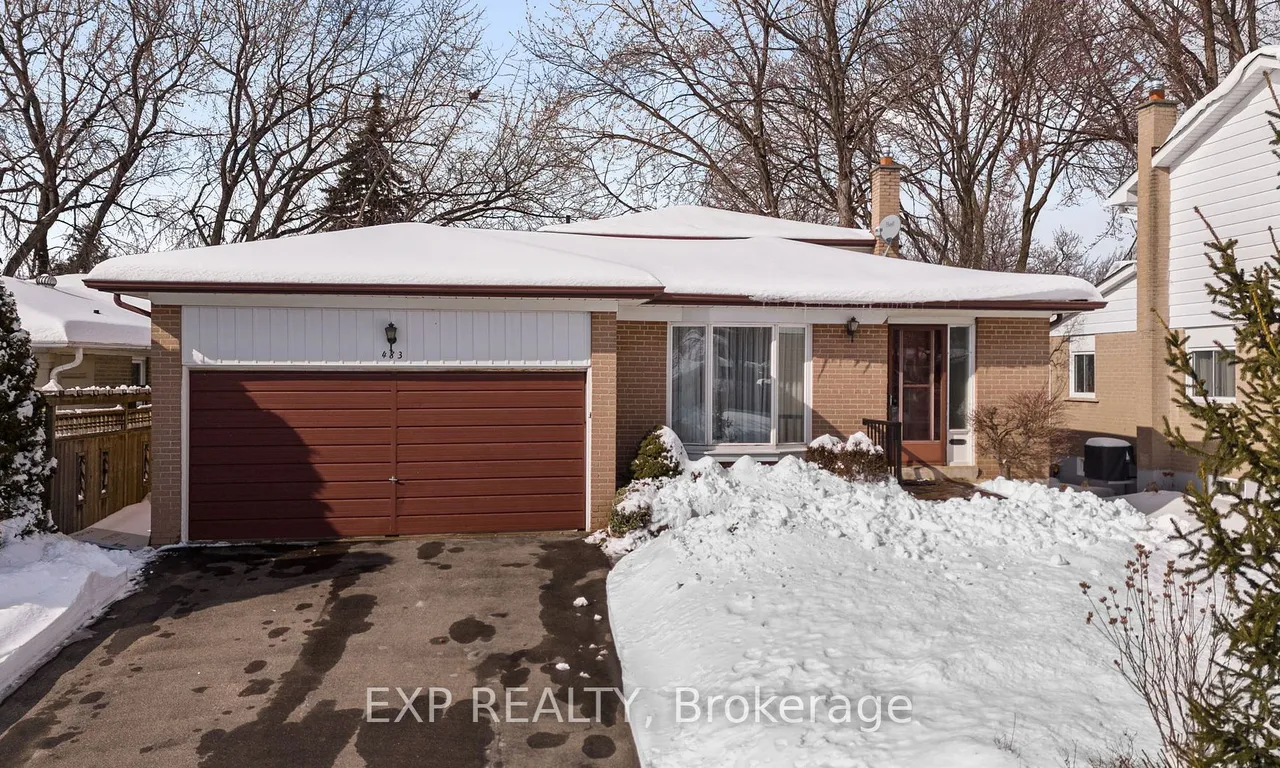 483 Hyacinthe Blvd, Mississauga, ON L5A 3L2