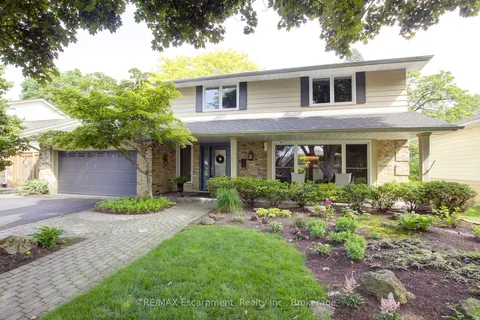 4462 Concord Pl, Burlington, ON L7L 1J4