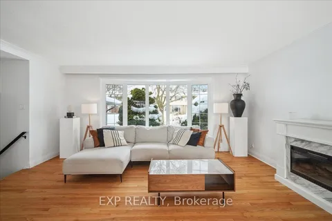 651 Artreva Crescent, Burlington, ON L7L 2B8