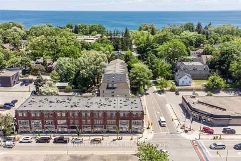 86 Lakeshore Road, Oakville, ON L6K 3A2