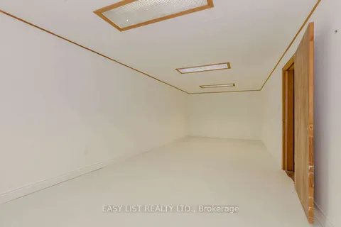 7 Princeton Terrace, Brampton, ON L6S 3S4