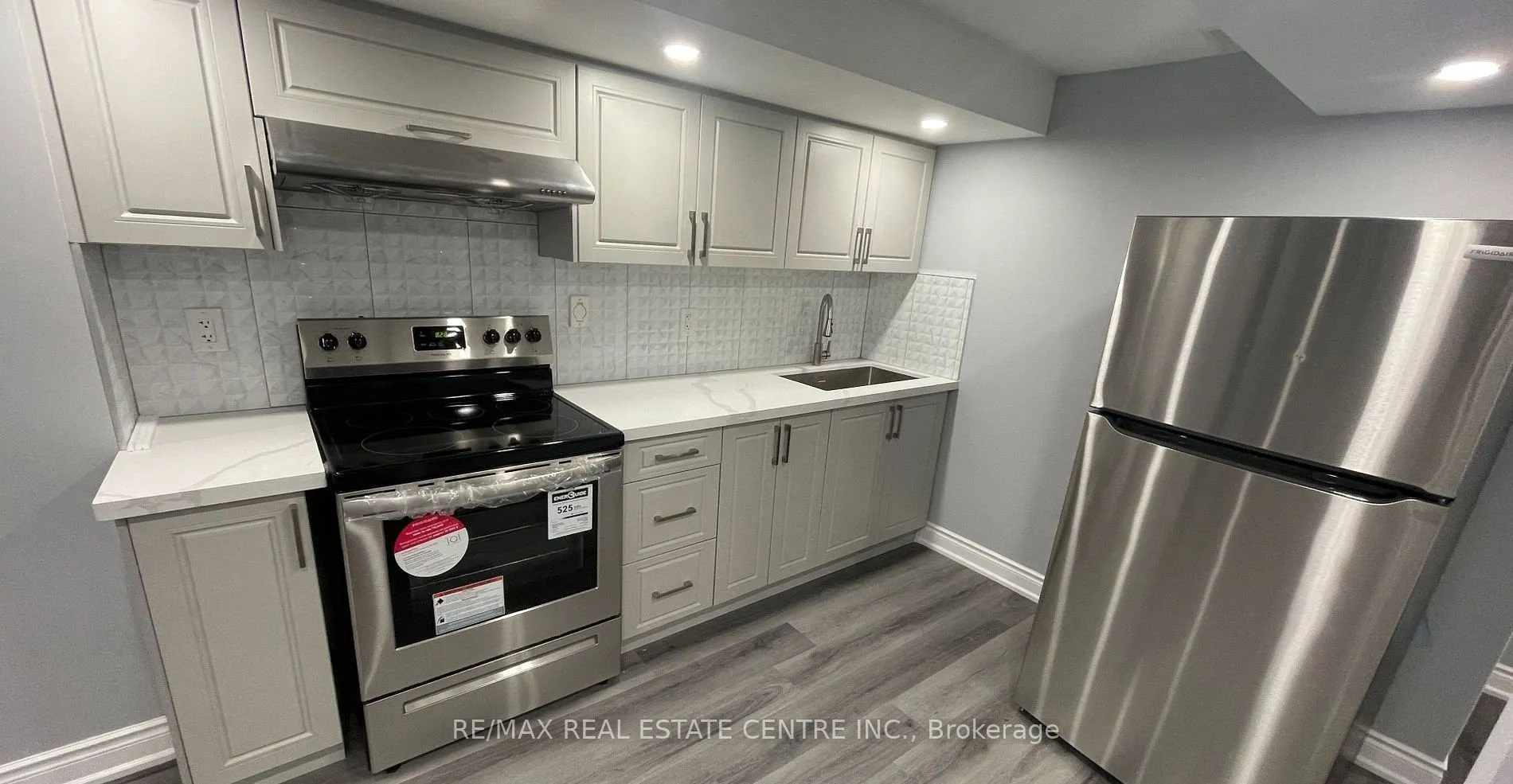 3321 Snowball Road, Mississauga, ON L5N 7M7