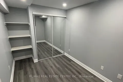 3321 Snowball Road, Mississauga, ON L5N 7M7