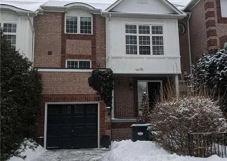 199 Hillcrest Avenue, Mississauga, ON L5B 4L5