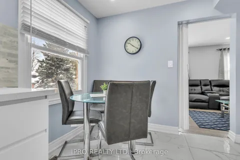 5014 Rundle Court, Mississauga, ON L5M 4A3