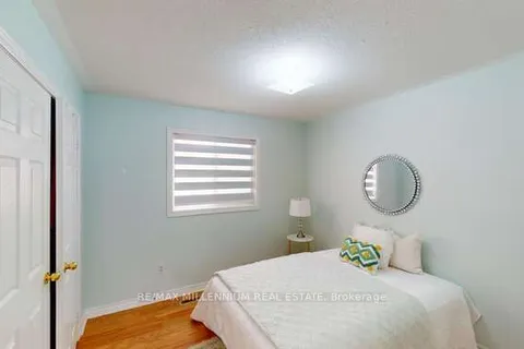 25 Trevino Crescent, Brampton, ON L6P 1L9