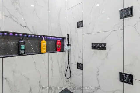 633 Fothergill Boulevard, Burlington, ON L7L 6E3
