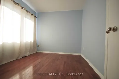 5441 Palmerston Crescent, Mississauga, ON L5M 5Y5