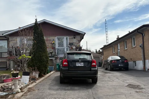 16 Dellbrook Crescent, Toronto, ON M9L 1E2