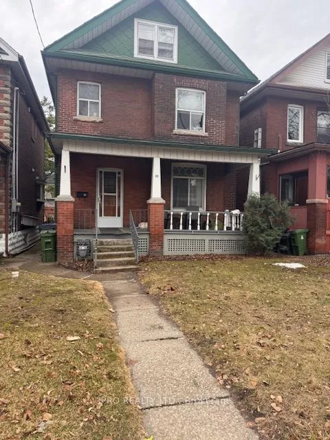 39 Humberside Avenue, Toronto, ON M6P 1J6