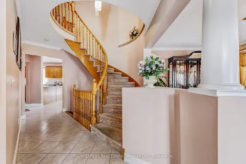 164 Dixon Drive, Milton, ON L9T 5R7
