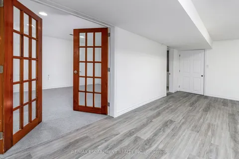 2005 KILBRIDE Street, Burlington, ON L7P 0H3