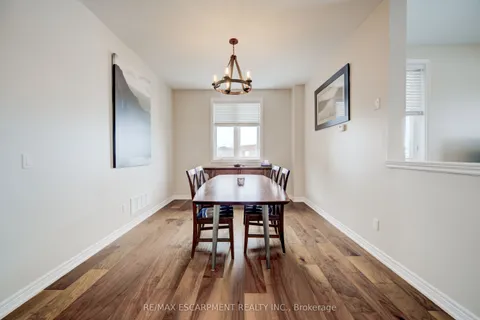 2334 Natasha Circle, Oakville, ON L6M 1N9