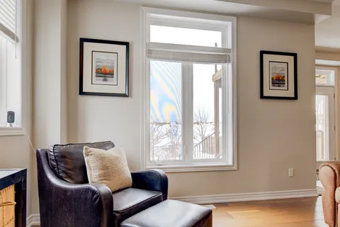 2334 Natasha Circle, Oakville, ON L6M 1N9